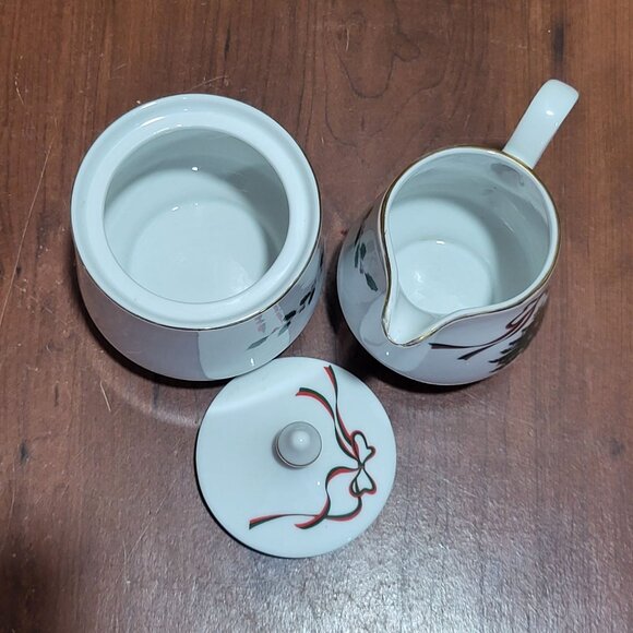 Christmas Tree & Ribbon Covered Sugar Bowl & Creamer Japan - Picture 5 of 13